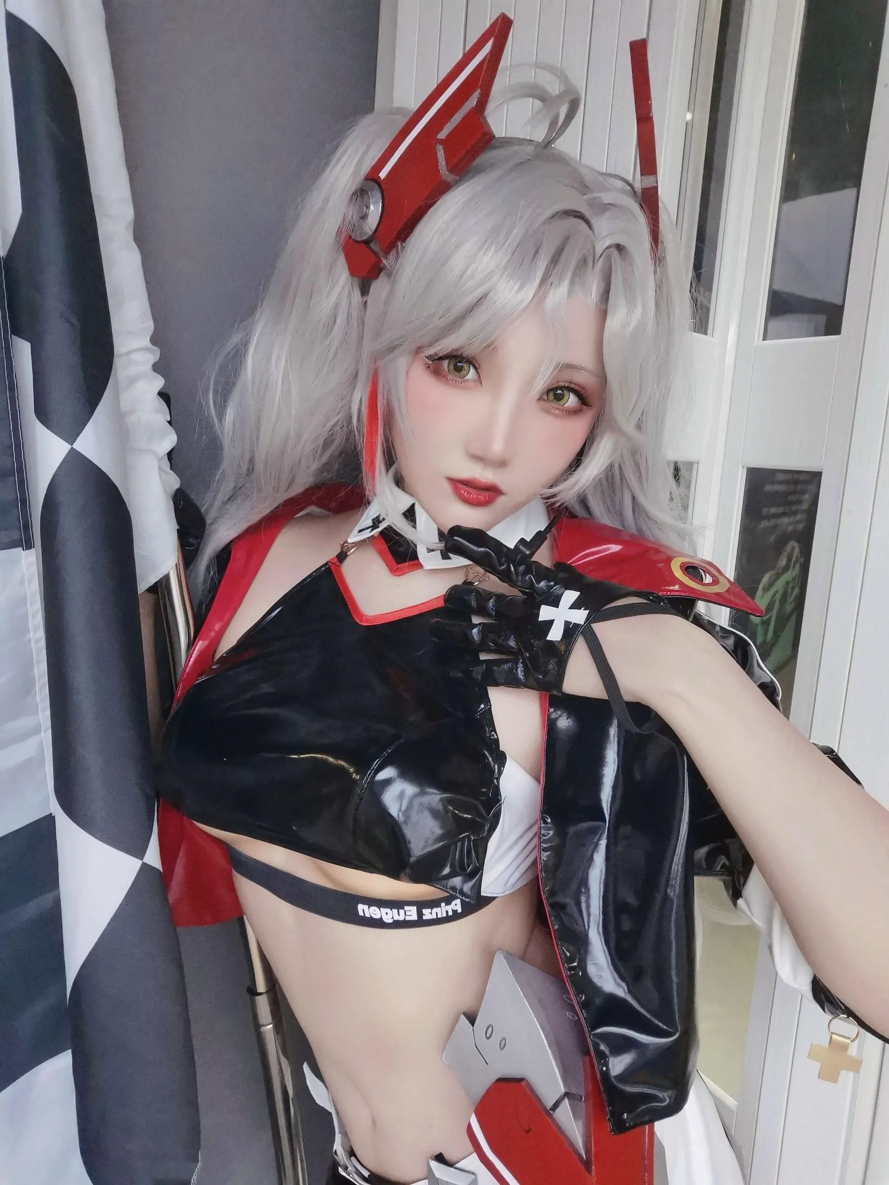 瓜希酱 – NO.80 Momoko葵葵《双人欧根亲王企业赛车VER》-自拍 [18P]插图8